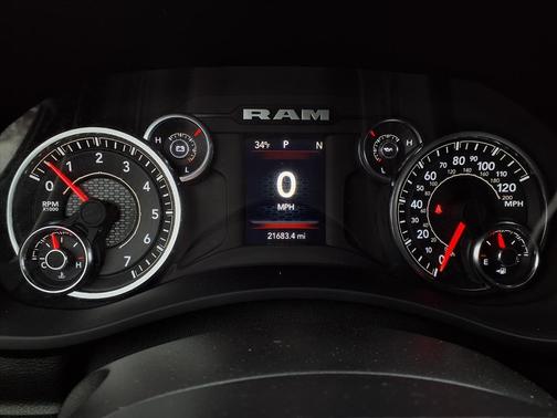 2024 RAM 2500 Big Horn Crew Cab 4x4 6'4' Box