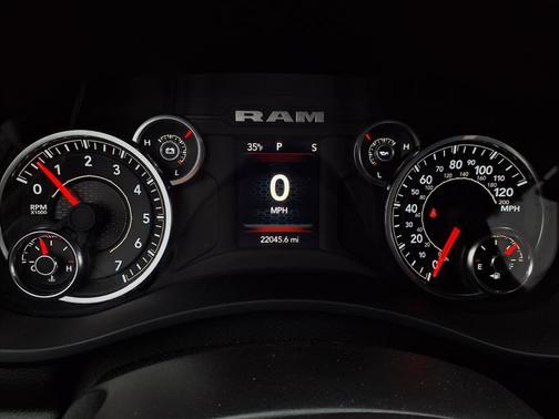 2024 RAM 2500 Big Horn Crew Cab 4x4 6'4' Box