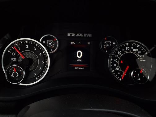 2024 RAM 2500 Big Horn Crew Cab 4x4 6'4' Box