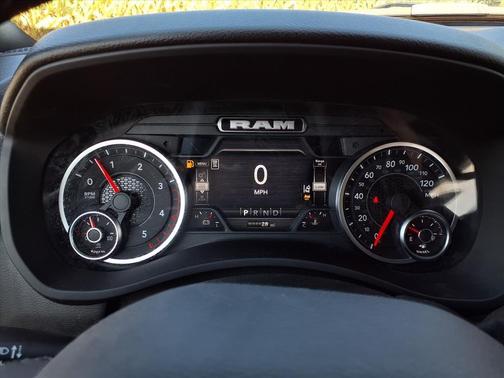 2025 RAM 2500 Big Horn Crew Cab 4x4 6'4' Box