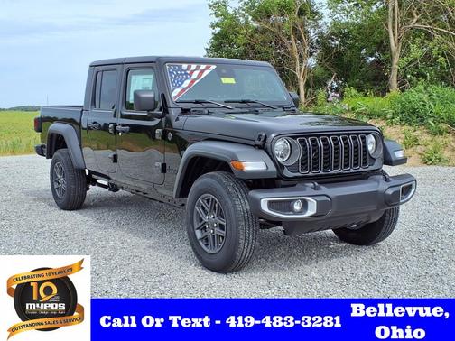 2025 Jeep Gladiator Sport
