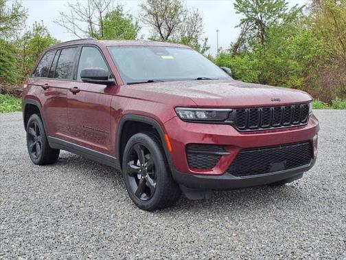 2023 Jeep Grand Cherokee Altitude