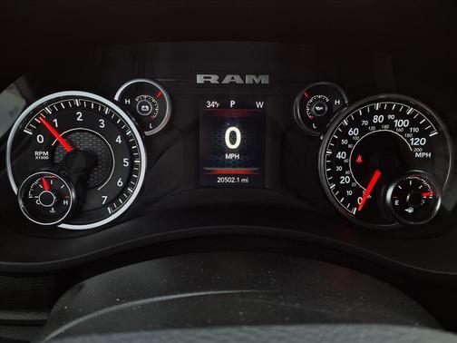 2024 RAM 2500 Big Horn Crew Cab 4x4 6'4' Box