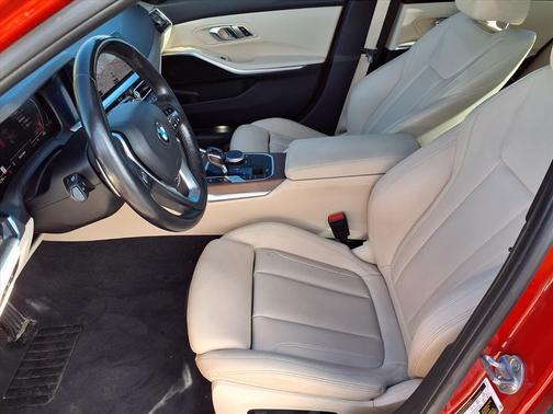 2019 BMW 330 xDrive