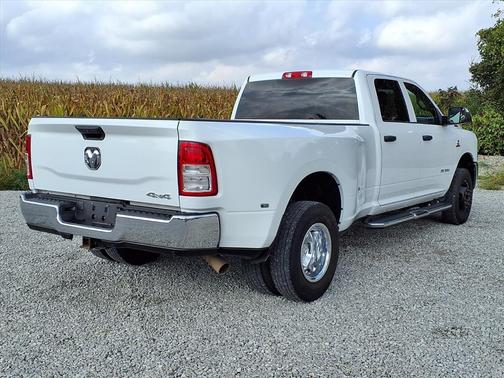 2021 RAM 3500 Tradesman Crew Cab 4x4 8' Box
