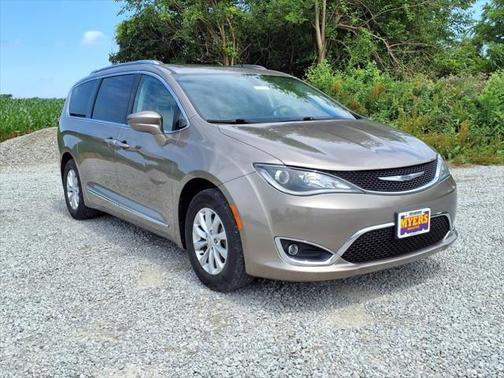 2018 Chrysler Pacifica Touring-L Plus