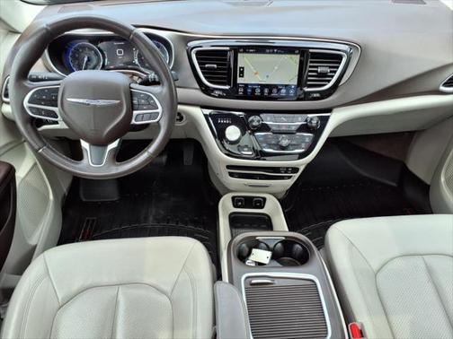 2018 Chrysler Pacifica Touring-L Plus