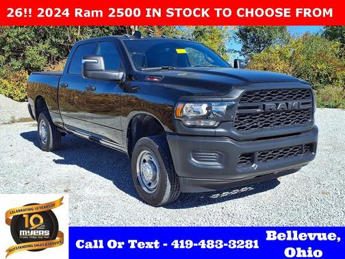 2024 RAM 2500 Tradesman Crew Cab 4x4 6'4' Box