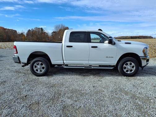 2024 RAM 2500 Big Horn Crew Cab 4x4 6'4' Box