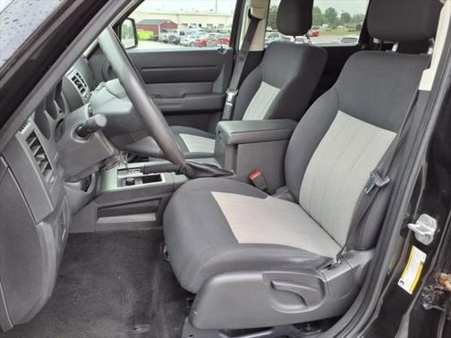 2010 Dodge Nitro SE