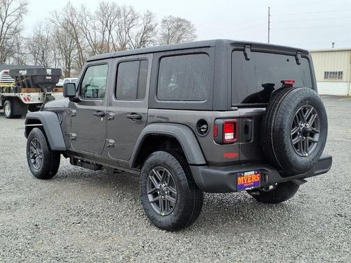 Granite Crystal Clearcoat Metallic 2026 Jeep Wrangler Sport