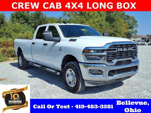 2025 RAM 2500 Tradesman Crew Cab 4x4 8' Box