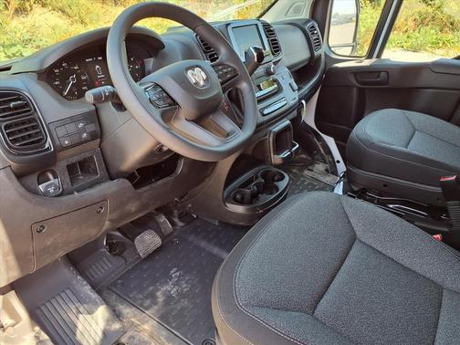 2025 RAM ProMaster 2500 Tradesman