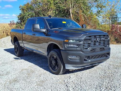 2025 RAM 2500 Tradesman Crew Cab 4x4 6'4' Box
