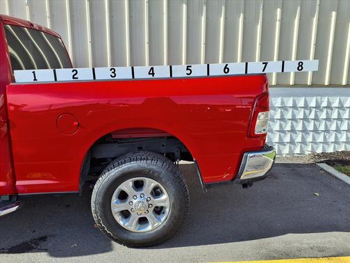 2024 RAM 2500 Big Horn Crew Cab 4x4 6'4' Box