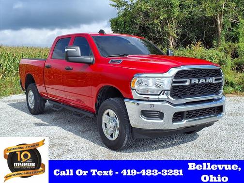 2023 RAM 2500 Tradesman Crew Cab 4x4 6'4' Box
