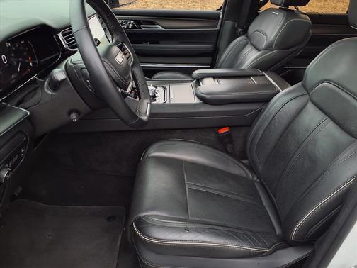 2023 Jeep Grand Wagoneer Obsidian 4x4