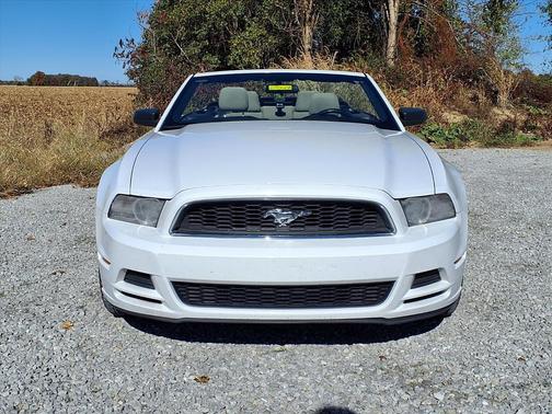 2014 Ford Mustang V6