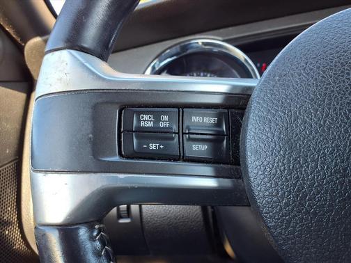 2014 Ford Mustang V6