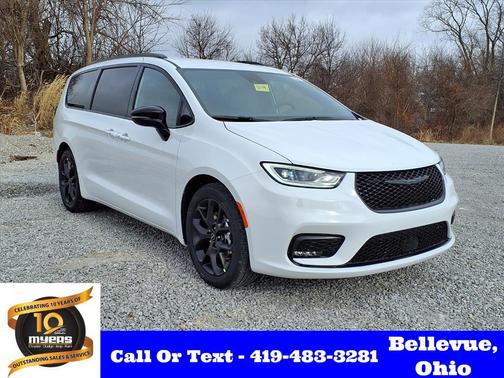 2026 Chrysler Pacifica L