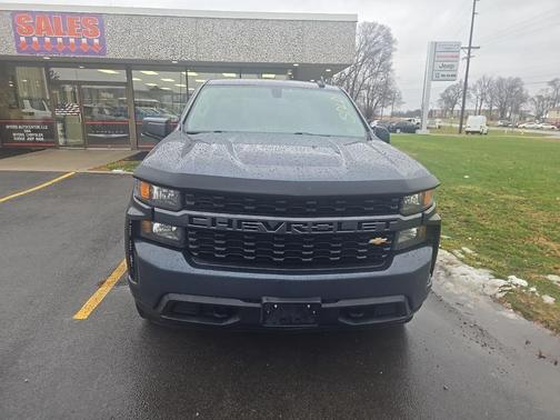 2022 Chevrolet Silverado 1500 Custom