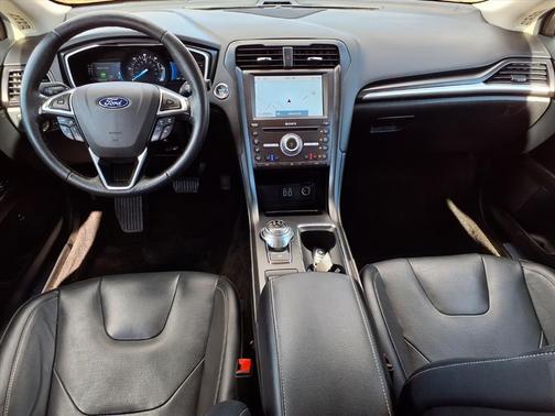 2020 Ford Fusion Hybrid Titanium