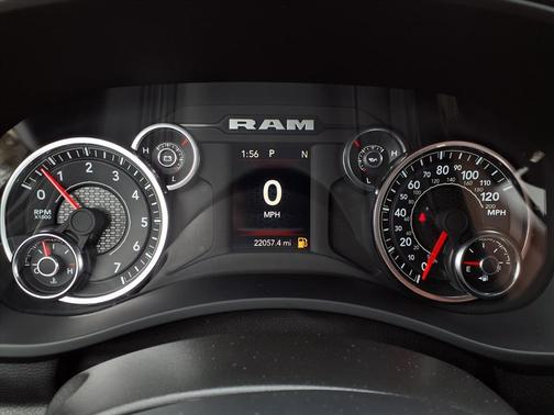 2024 RAM 2500 Big Horn Crew Cab 4x4 6'4' Box