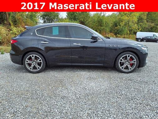 2017 Maserati Levante Base