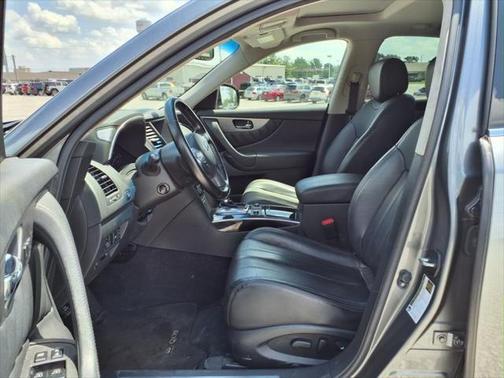 2017 INFINITI QX70 Base