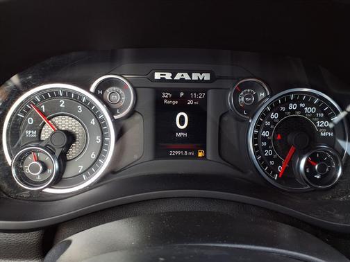 2024 RAM 2500 Big Horn Crew Cab 4x4 6'4' Box