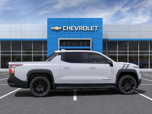 2025 Chevrolet Silverado EV LT