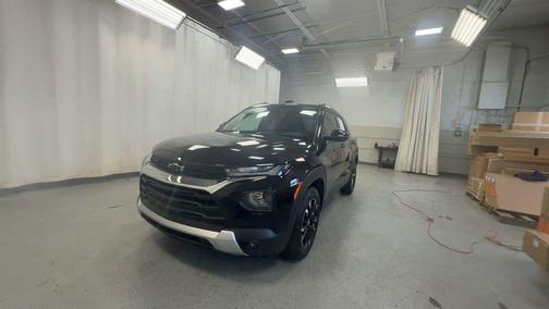 Mosaic Black Metallic 2023 Chevrolet Trailblazer LT