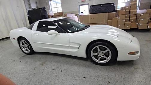 2000 Chevrolet Corvette Base