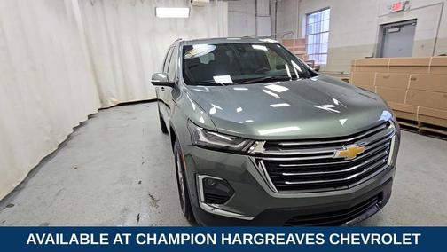 2023 Chevrolet Traverse LT Leather