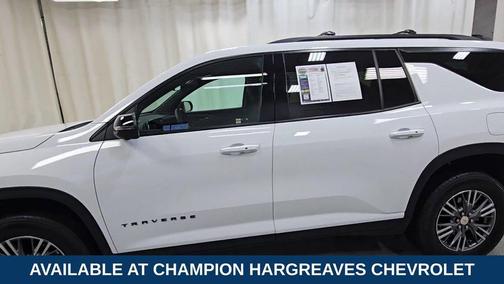 2024 Chevrolet Traverse LT