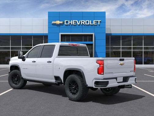2025 Chevrolet Silverado 2500 4WD Crew Cab Standard Bed ZR2