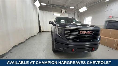 2022 GMC Sierra 1500 AT4