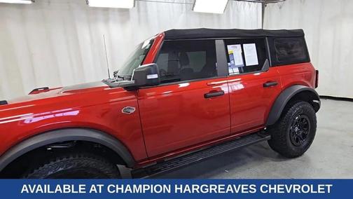 Red 2022 Ford Bronco Base