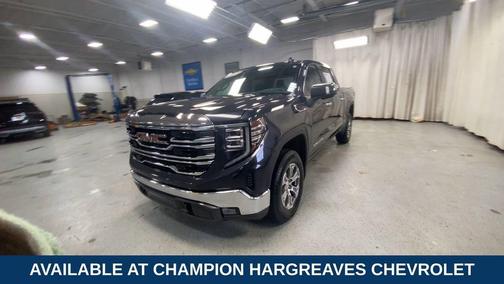 2025 GMC Sierra 1500 SLT