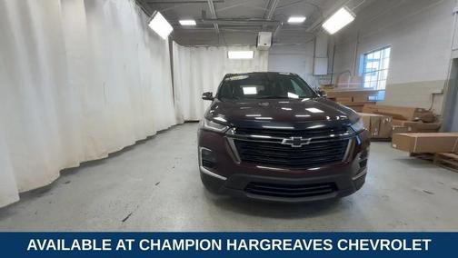 Black Cherry Metallic 2023 Chevrolet Traverse LT Cloth