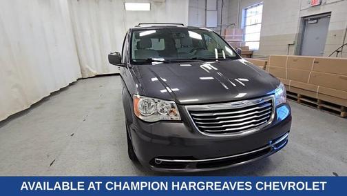 2015 Chrysler Town & Country Touring