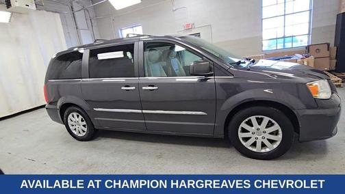 2015 Chrysler Town & Country Touring