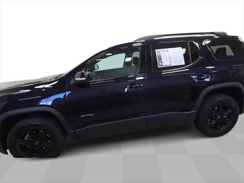 2022 GMC Acadia AWD AT4