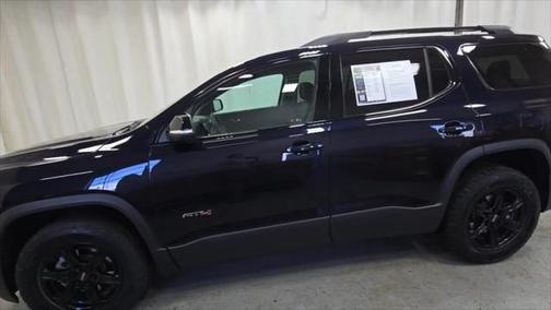 2022 GMC Acadia AWD AT4