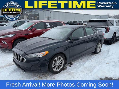 2020 Ford Fusion SE