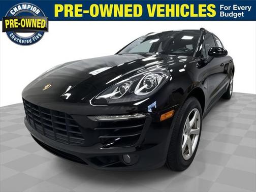 2017 Porsche Macan Base