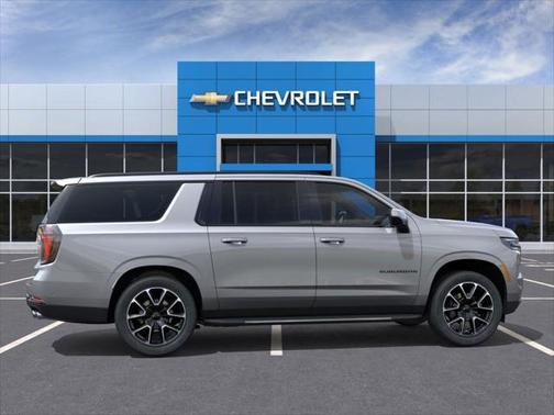 2025 Chevrolet Suburban RST