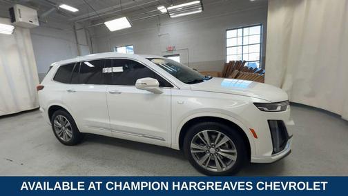 2022 Cadillac XT6 Premium Luxury AWD