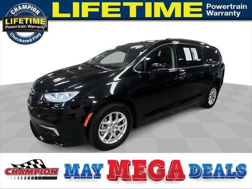 2022 Chrysler Pacifica Touring L