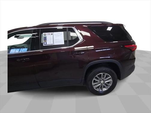 2022 Chevrolet Traverse LT Cloth